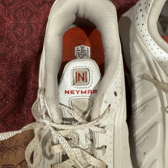 Nike Neymar Jr. x Shox R4 Platinum Tint, Size 12 Men’s. Gently Used. - Picture 3 of 8